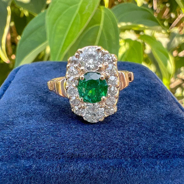 Vintage Emerald & Diamond Ring, 0.70ct.