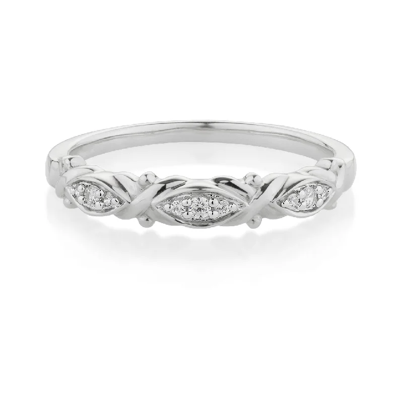 Wedding or eternity band in 10 carat white gold