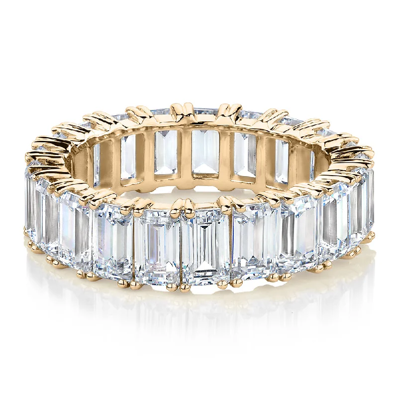 All-rounder eternity band with 6.3 carats* of diamond simulants in 10 carat yellow gold