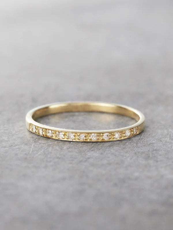 14K Gossamer Diamond Band