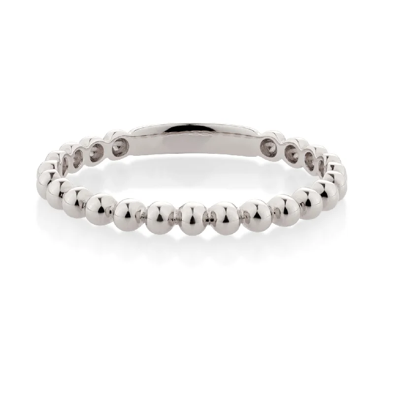 Wedding or eternity band in 10 carat white gold