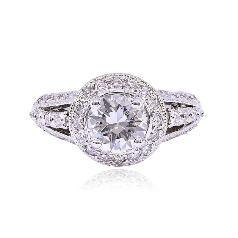 ESTATE 18K WHITE GOLD ROUND DIAMOND HALO ENGAGEMENT RING - 1.52CTW