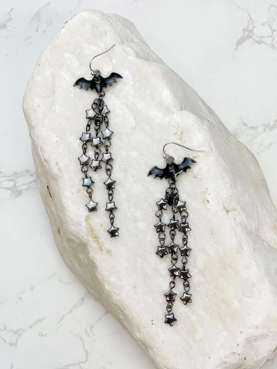 Star Chain Link Bat Dangle Earrings