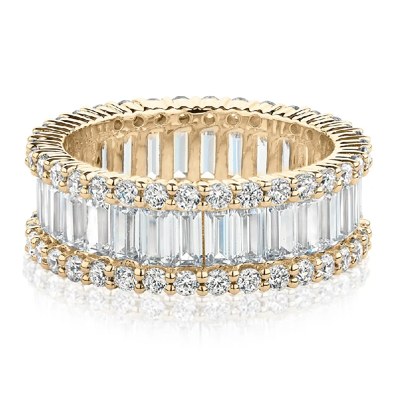 All-rounder eternity band with 5.4 carats* of diamond simulants in 10 carat yellow gold