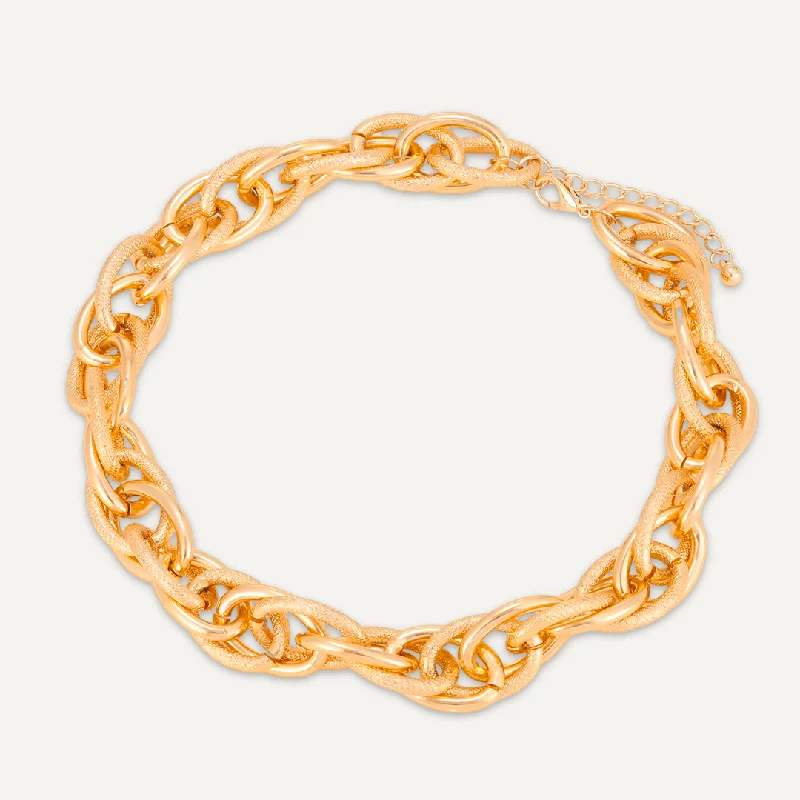 Chunky Chain-Link Style Necklace In Gold-Tone